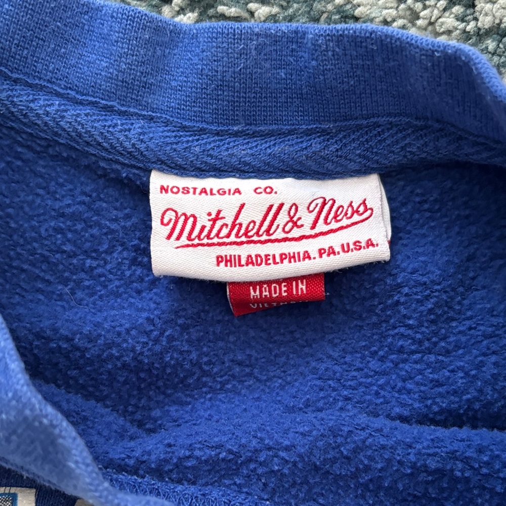 Mitchell & Ness Dallas Mavericks Blue Crewneck Sweater - Picture 4 of 5